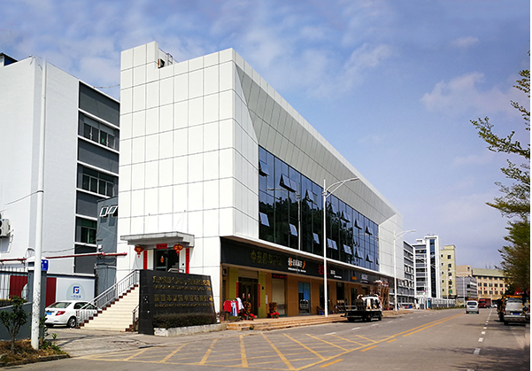 罗田住宅公寓幕墙修缮